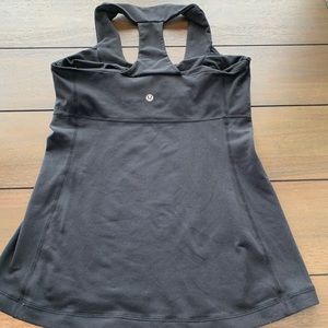 Black Lululemon tank